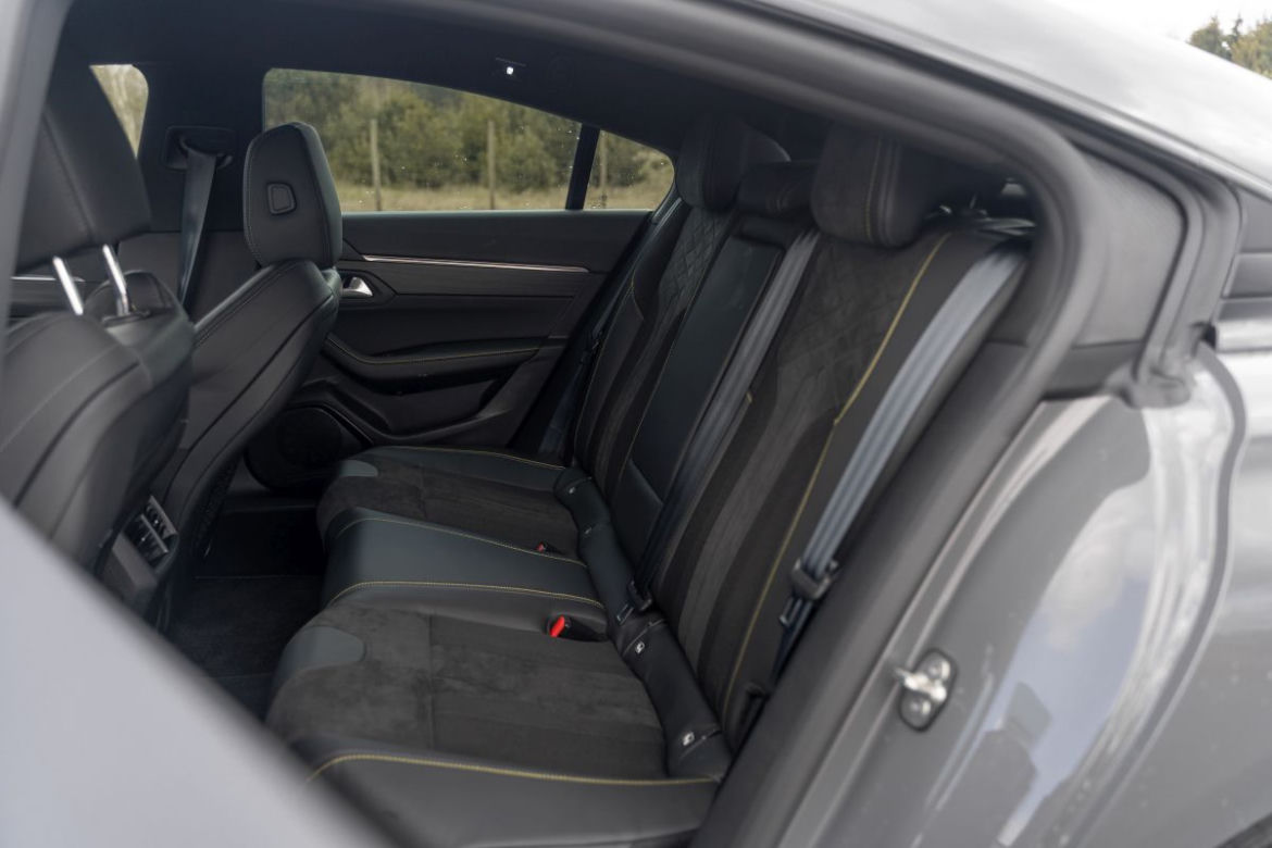 Peugeot 508 PSE HYbrid4 360 KM e-EAT8