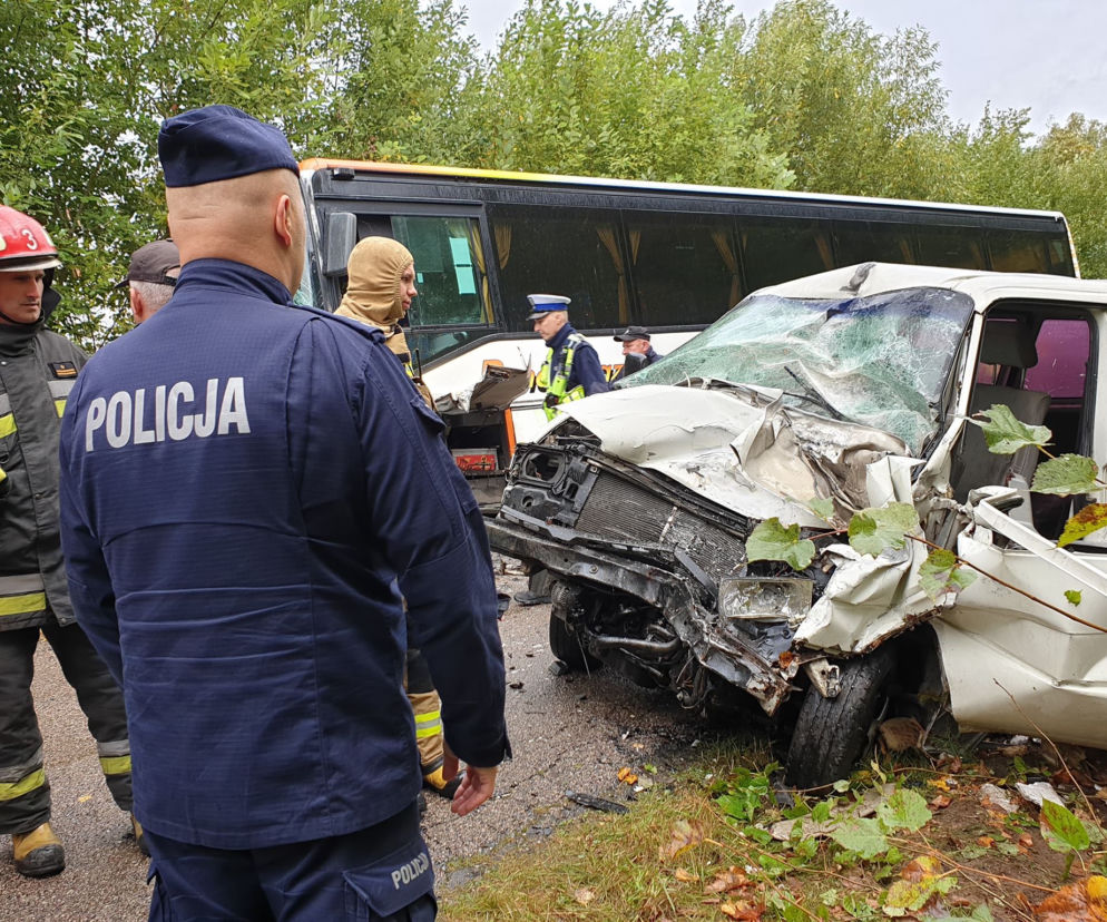 Podlaskie: Wypadek autobusu szkolnego. Jedna osoba nie żyje
