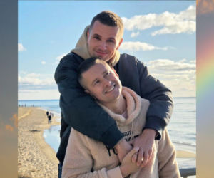 Para gejów wzięła ślub za granicą, teraz komentuje wyrok TSUE. Sorry, Polsko!