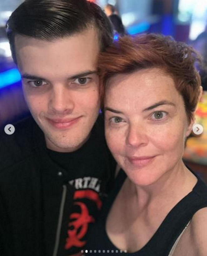 Monika Richardson podzieli się z mężem dziećmi na święta.