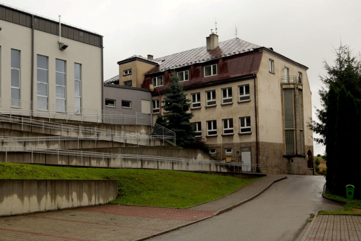 Polonistka z Bruśnika udusiła matkę