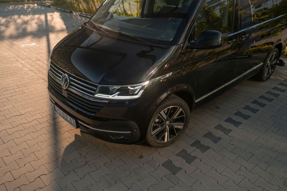Volkswagen Multivan T6.1 Highline 2.0 TDI 204 KM DSG7 4MOTION