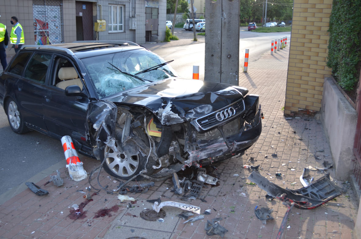 Potrącił dwie nastolatki, uciekł z miejsca zdarzenia- Starachowice,Kolejowa