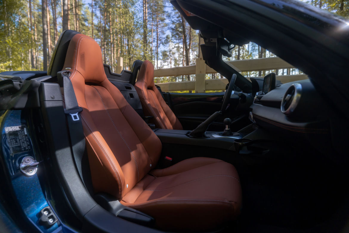 Mazda MX-5 2.0 Skyactiv-G 184 KM 6MT iELOOP Skyfreedom