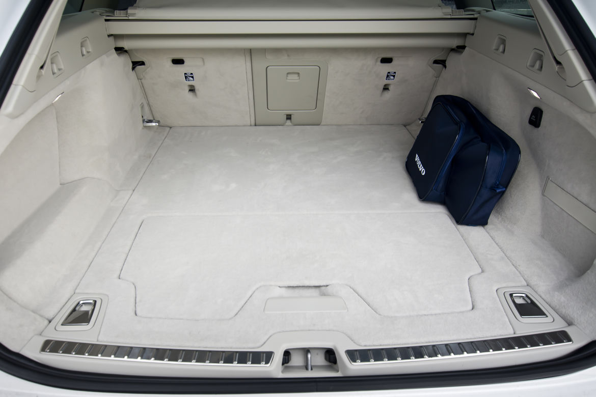 Volvo V90 Cross Country T6