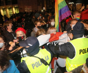 Protestujący odwiedzili siedzibę PiS przy Nowogrodzkiej