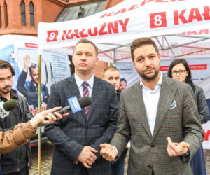 Patryk Jaki podpisał 7 zobowiązań