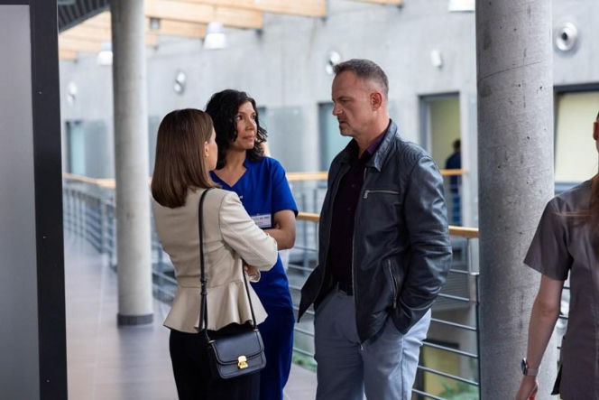 "Pierwsza miłość", odcinek 4167: Eliza idzie na policję, by donieść na własnego męża, nieświadoma, co czeka ją na komisariacie