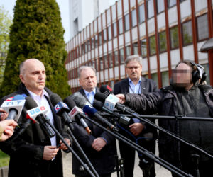9 wybuchów metanu w kopalni Pniówek! Ratownicy przerywają akcję i nie wracają. To bardzo trudna decyzja  