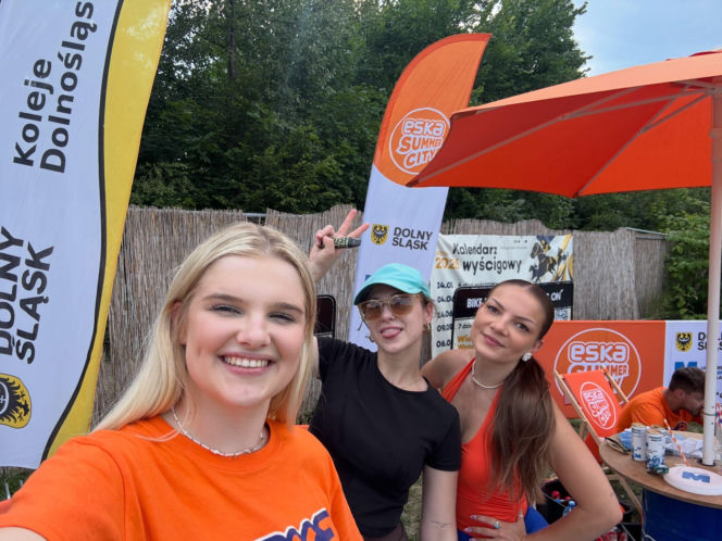ESKA Summer City zawitała do HotSpot Beach Bar. Wakacyjna atmosfera i dobra zabawa