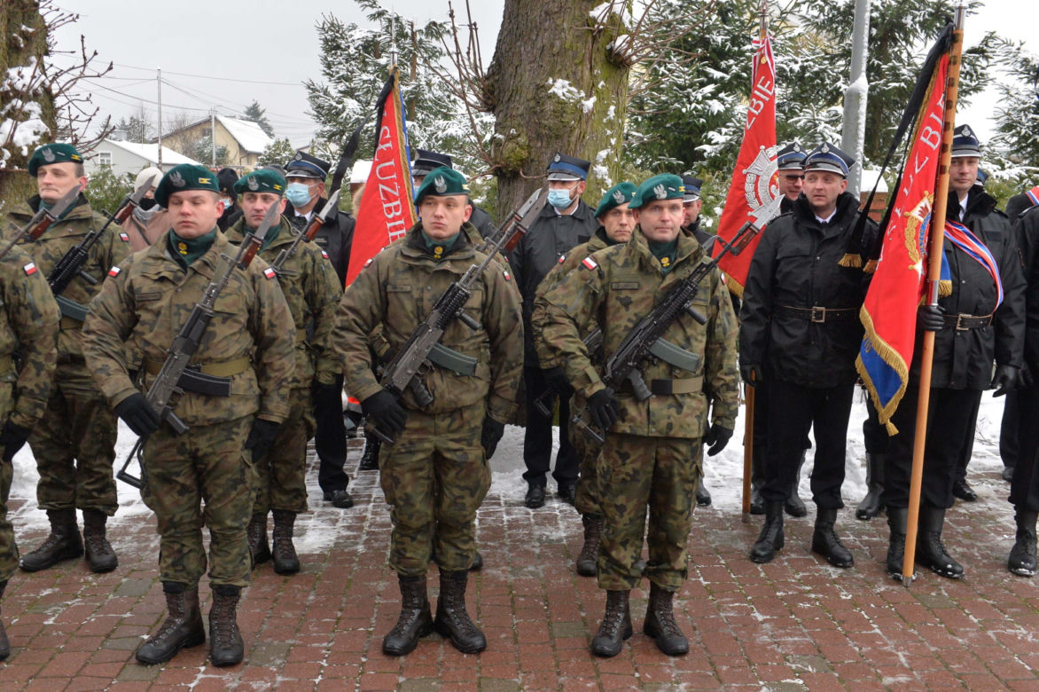 Tłumy na pogrzebie Eweliny, która zginęła jadąc na akcję ze strażakami