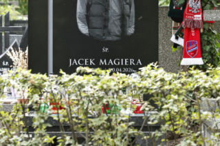 Nowy grób Jacka Magiery