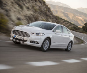Ford Mondeo Hybrid 2015