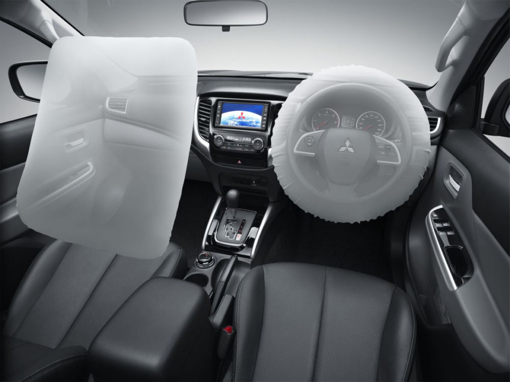 Mitsubishi Triton 2015