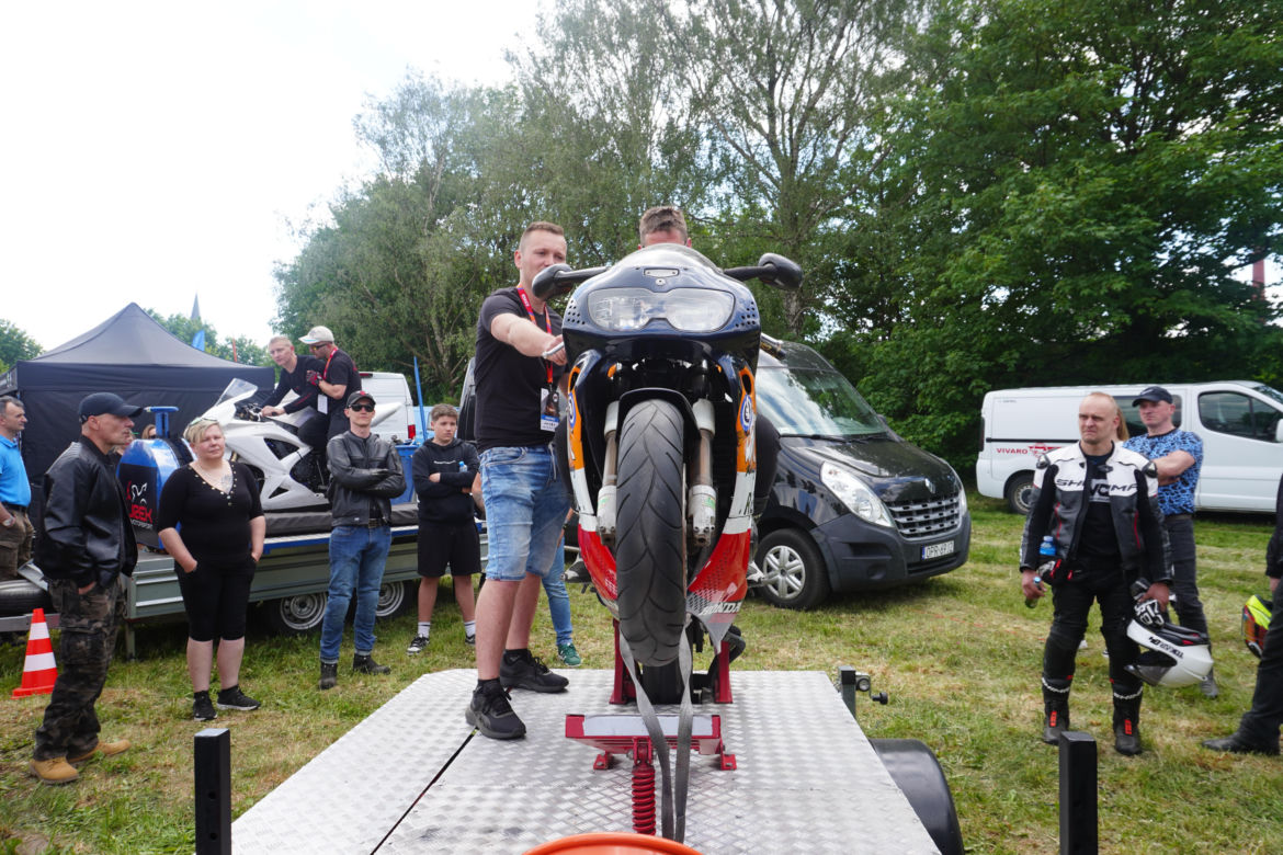 Eska Rider Show