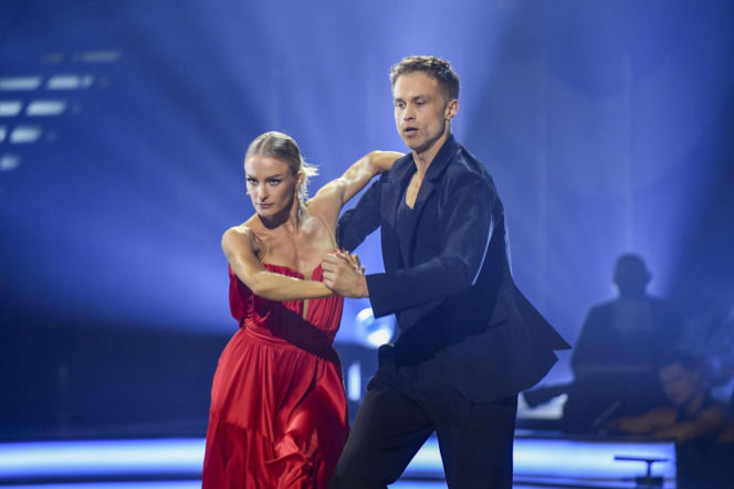 O ich romansie huczało od dawna. Maciej Zakościelny i Sara Janicka są parą? "Praktycznie się nie rozstają"