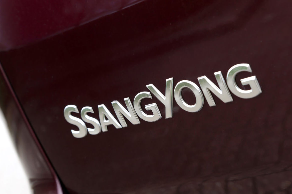 SsangYong Rodius lifting 2016