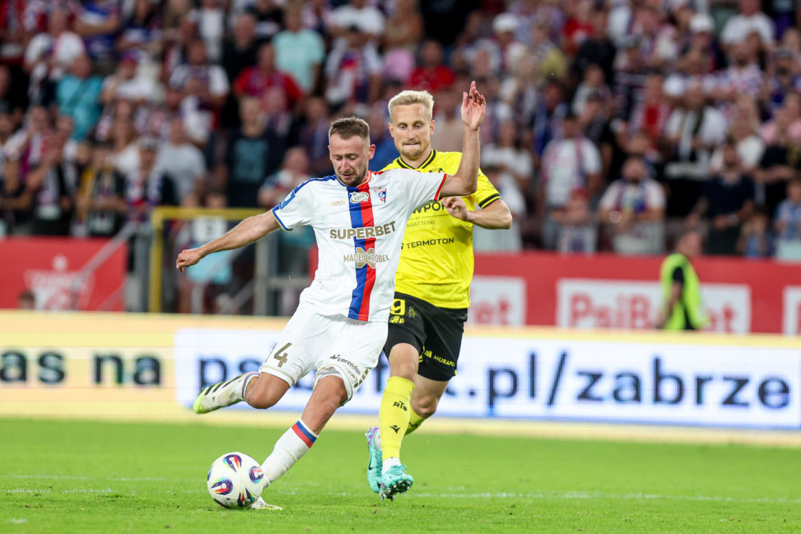 Górnik Zabrze liderem Ekstraklasy po wygranej z Widzewem. Zadecydował gol w końcówce