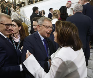 Połamali się opłatkiem w Sejmie