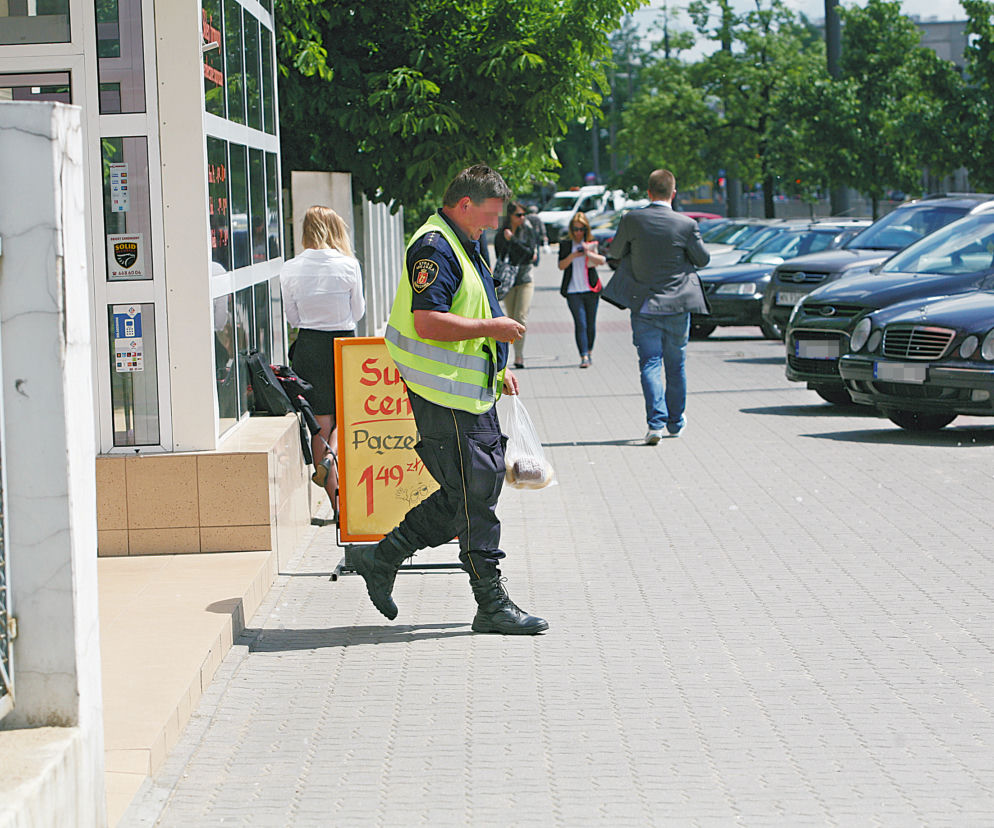 Służbową bryką po pączki