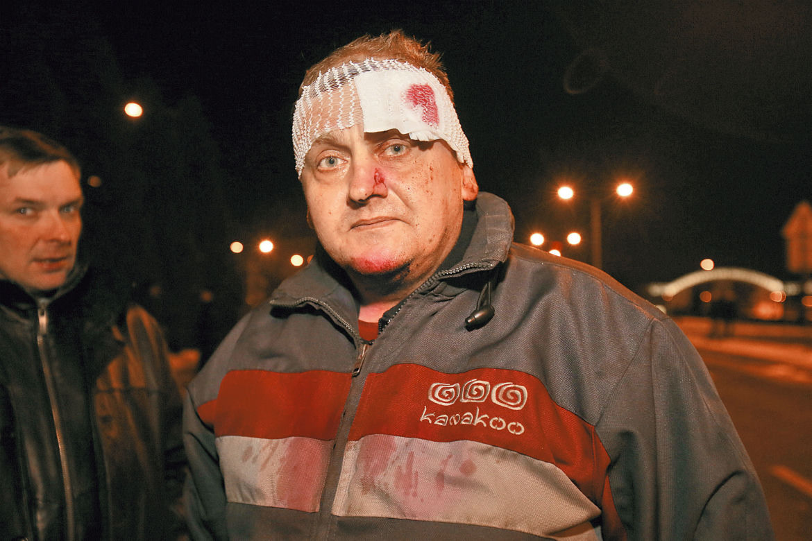 Zażarta bitwa przed siedzibą Jastrzębskiej Spółki Węglowej! Demonstranci starli się z policją!