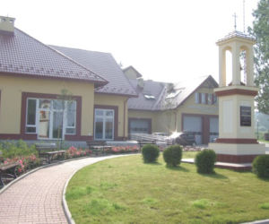 Nagroda w kategorii rewitalizacja obszarów i zespołów urbanistycznych za rewitalizację terenów poprzemysłowych po byłej cegielni na Centrum Integracji Społecznej, Zielonki, ul. Galicyjska 17A