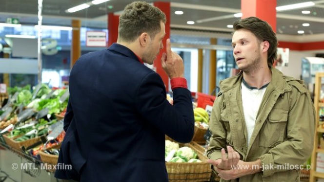 M jak miłość odcinek 1164, Kacper Wroński (Łukasz Stawowczyk), Tomek Chodakowski (Andrzej Młynarczyk)