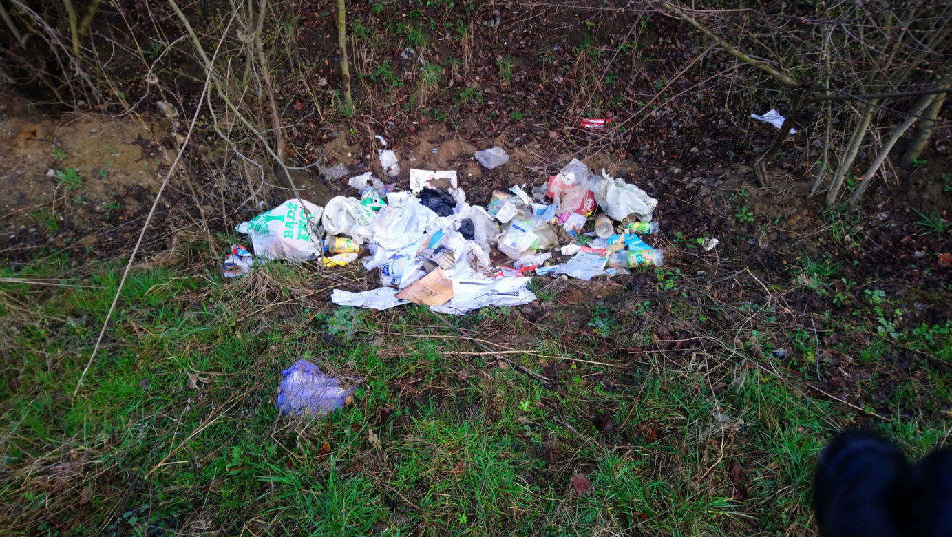 Poznań: Coraz więcej nielegalnych wysypisk! Zatrważające statystyki