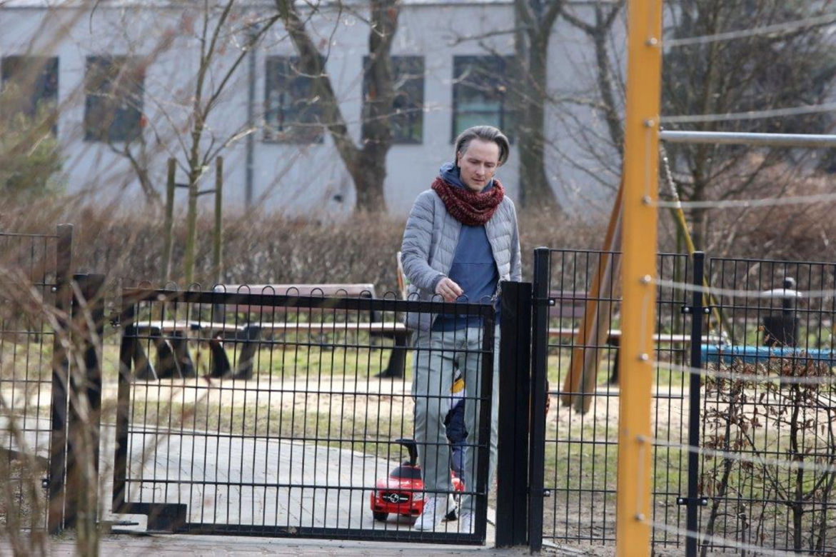 Przemysław Stippa Brutal w serialu, czuły tata w realu 