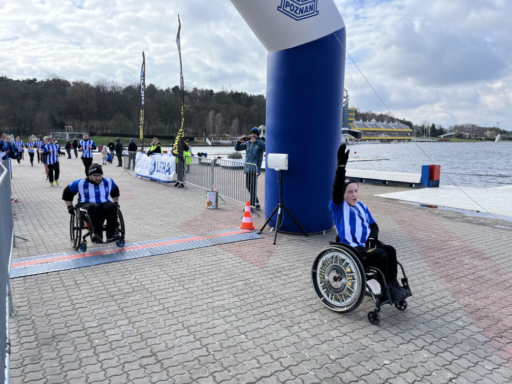 Kibolska Dycha 2024. Wyjątkowy bieg kibiców Lecha Poznań