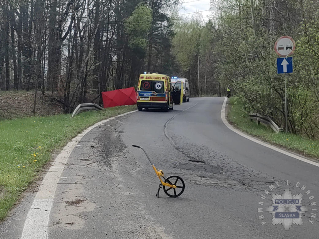 Wypadek na DK86. Nie żyje motocyklista