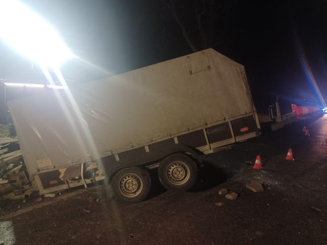 19-letni kierowca bmw uderzył w volkswagena. Groźny wypadek na DW309 na Rojęczynem [ZDJĘCIA]