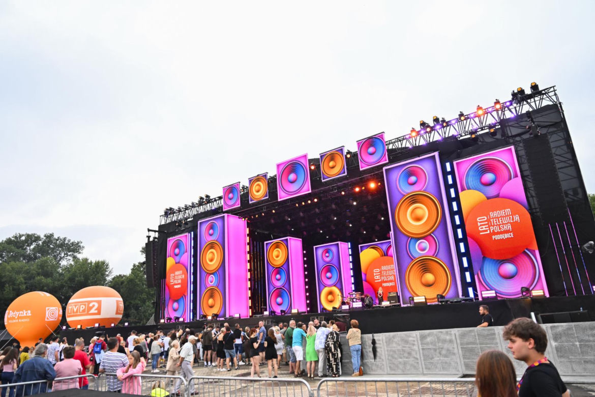Gwiazdy wyszły na scenę, a publiczność oszalała. Wielki koncert "Lata z Radiem i Telewizją Polską" za nami