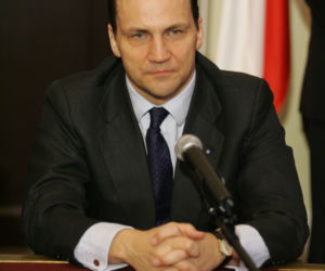 Sikorski to dureń czy zdrajca?