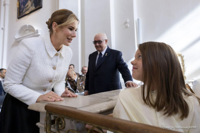 Marta Nawrocka ruszyła w samodzielną podróż do Austrii. Co tam robiła?
