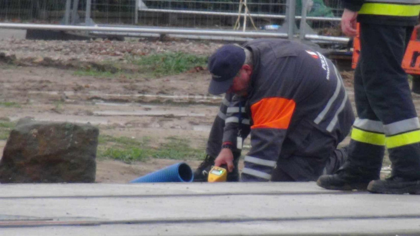 Gigantyczny wybuch w podziemiach. Cztery osoby ranne. Studzienki kanalizacyjne wyleciały w powietrze!