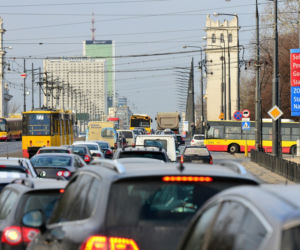 Więcej tramwajów most Poniatowskiego nie udźwignie 