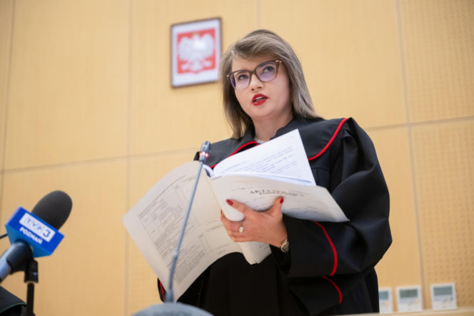 Przed Sądem Okręgowym w Poznaniu stanęli oskarżeni o porwanie i próbę zgwałcenia 16-latka