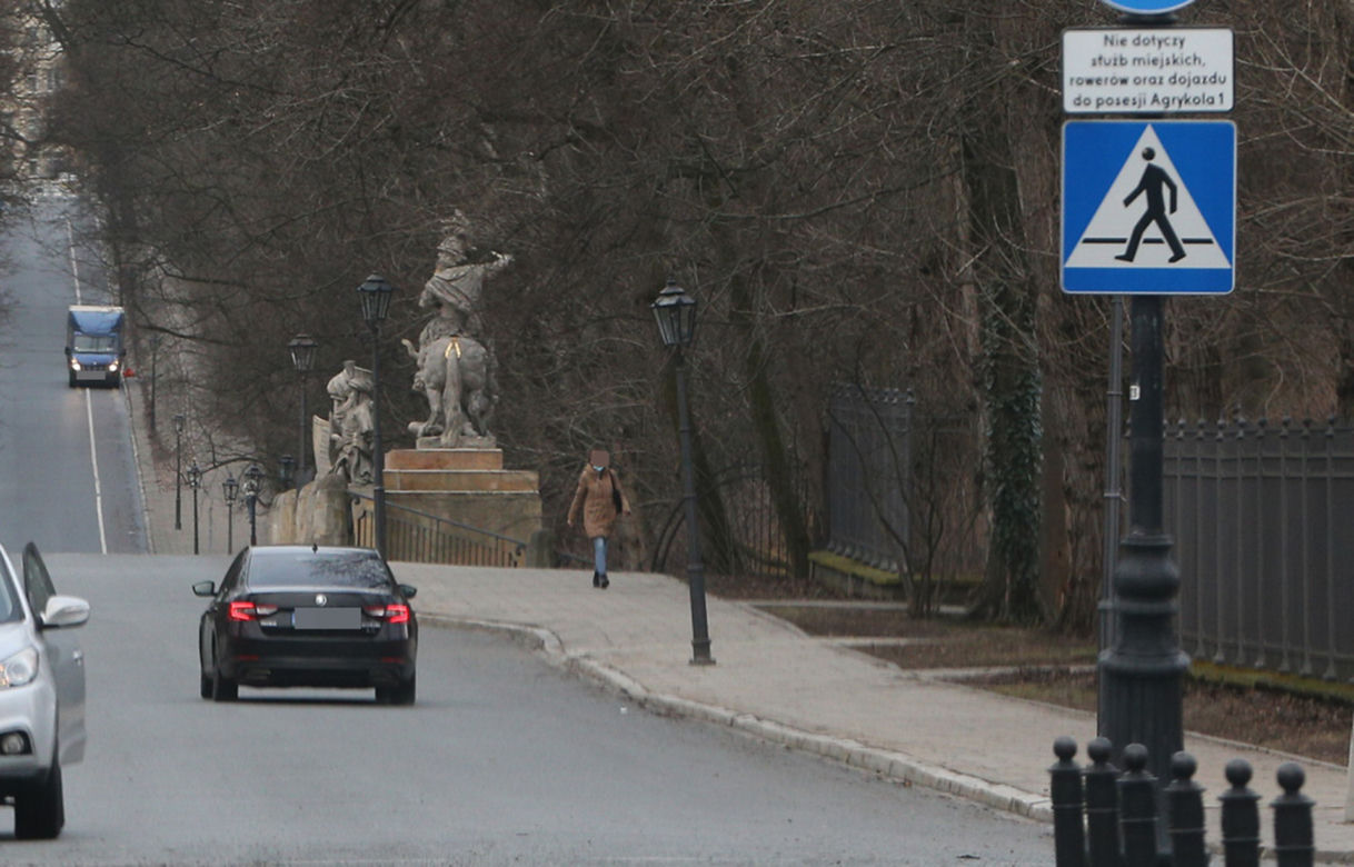Szalony rajd limuzyny Macierewicza