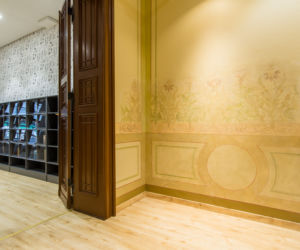 Biblioteka na dworcu Wrocław Główny