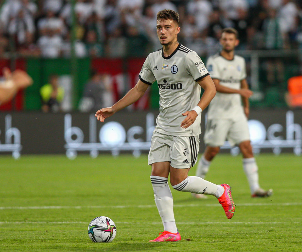 Legia - Slavia Praga. O której godzinie oglądać mecz dzisiaj, 19.08.2021? 