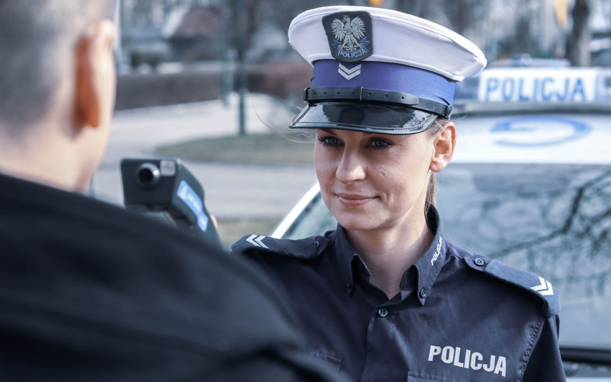 Te piękne i odważne kobiety służą w policji i dbają o bezpieczeństwo!