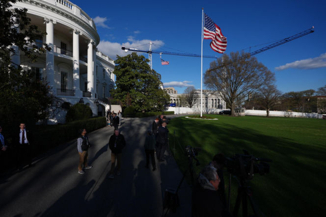 Nie będzie wielkiej sali balowej Trumpa?! Sąd blokuje budowę