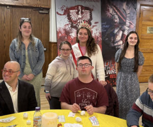 Królowa Parady 3 Maja na spotkaniu Wspólnoty Wiara i Światło