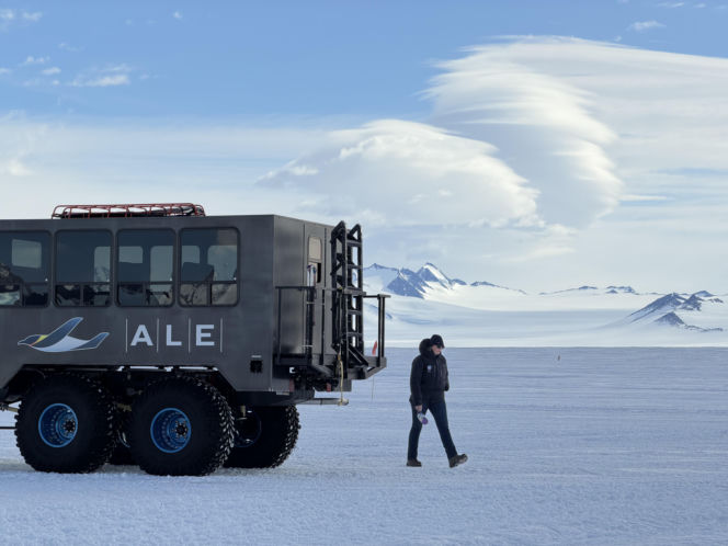 Siedlczanin Kryspin Mitura ukończył Koronę Ziemi oraz Koronę Wulkanów Ziemi w rozszerzonym wariancie „Double Seven Summits”!