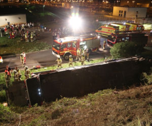 Wypadek polskiego autokaru w Niemczech obok Drezna. NIE ŻYJE 9 osób, około 40 rannych
