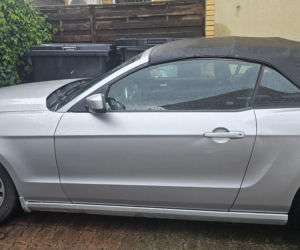 Piękny Ford Mustang za ułamek wartości. Skarbówka w Augustowie sprzedaje kultowe auto