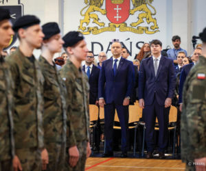 Nawrocki odwiedził swoje LO