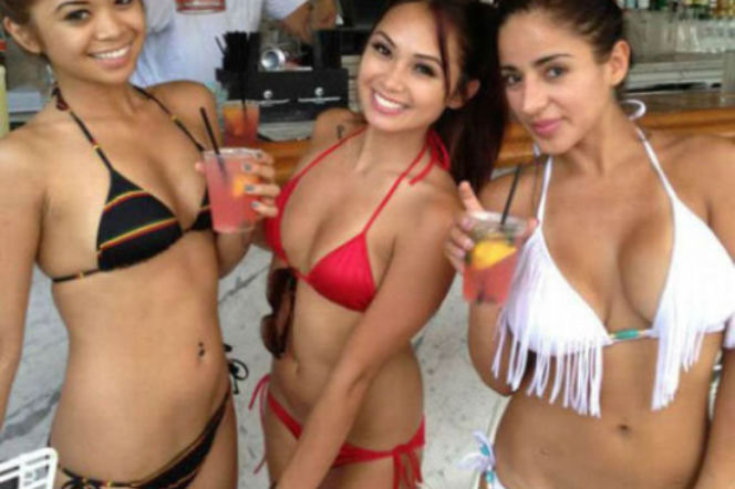 dziewczyny w bikini
