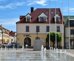 To miasto na Śląsku zachwyca kamienicami na rynku. Znajduje się w nim też najpiękniejszy pałac w województwie